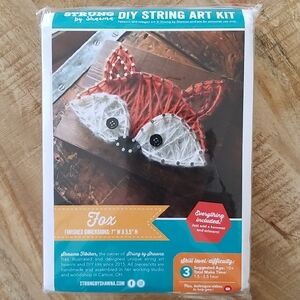 Strung by Shawna DIY String Art Kit - Fox